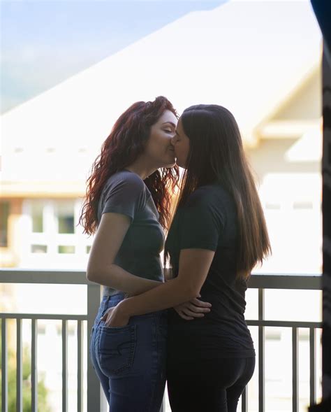 lesbian porn kissing|lesbian kissing Search